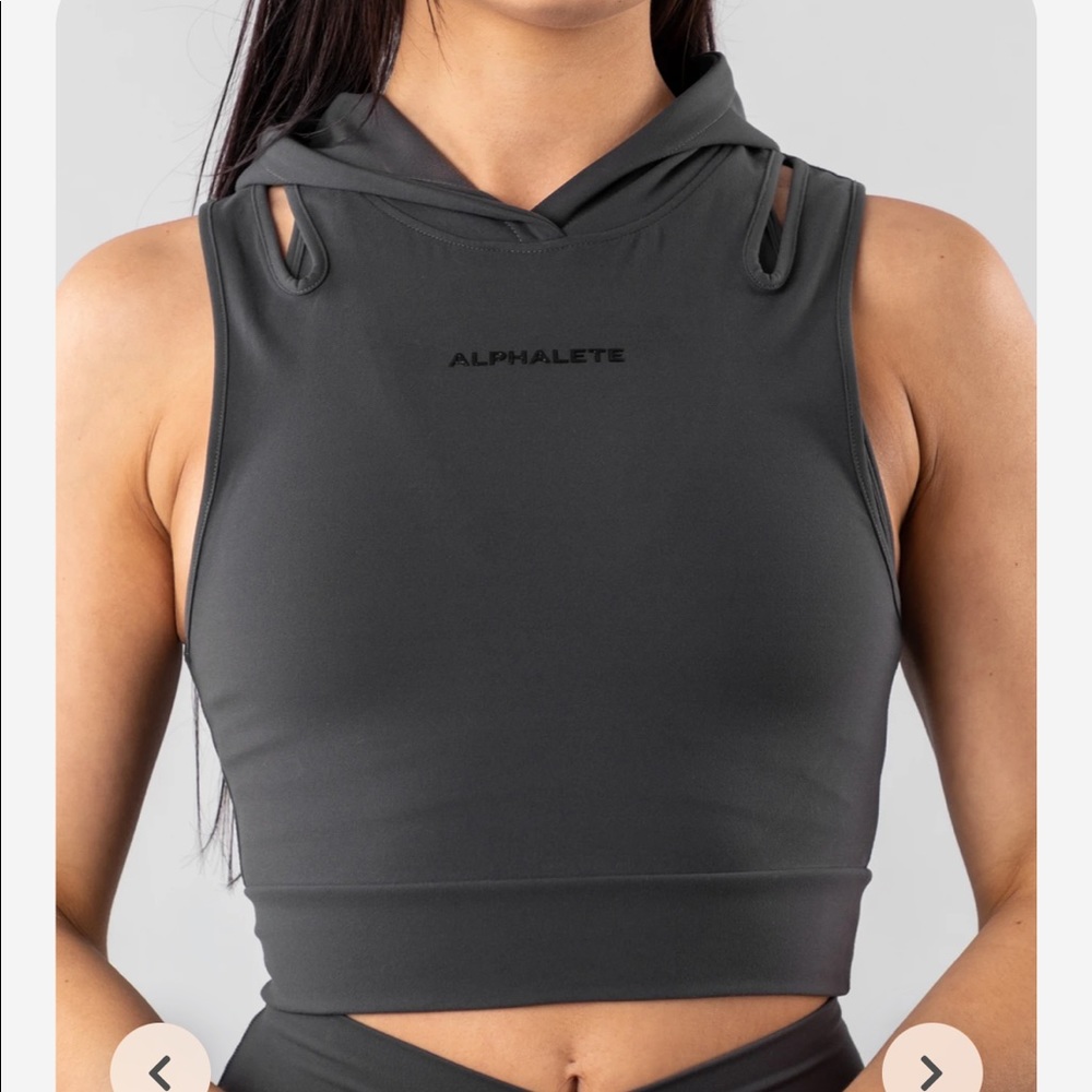 Alphalete Surface Crop Tank Hoodie